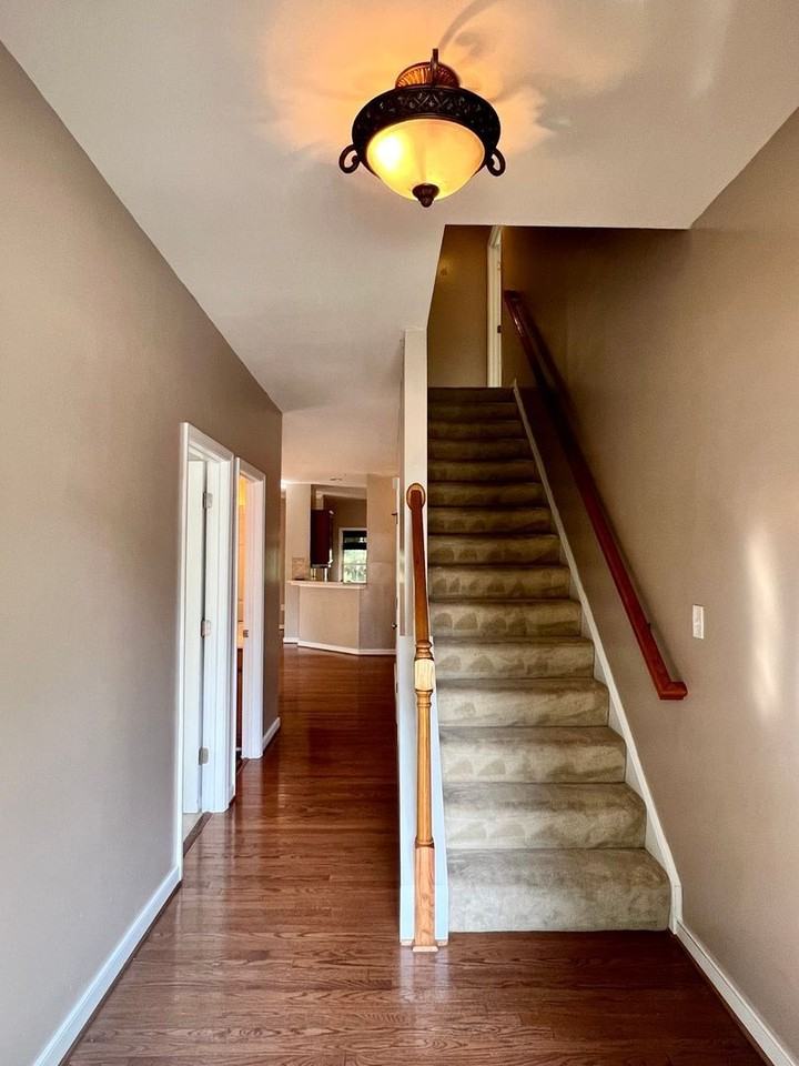 14448 Ashleyville Ln - Photo 3 of 35