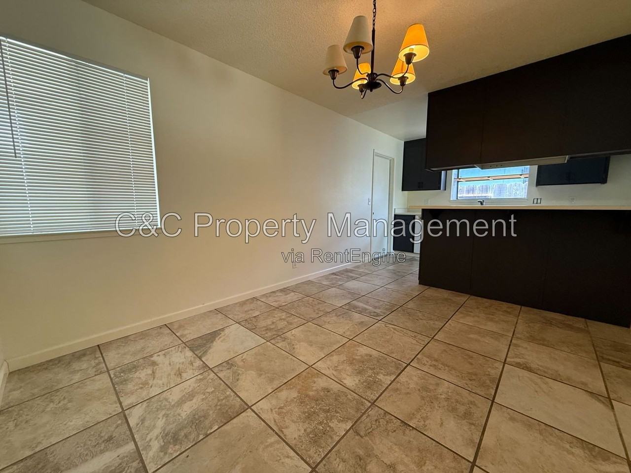 938 Estrada Ct - Photo 7 of 18