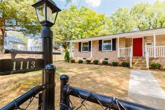 1113 Eggleston St - Photo 3 of 27