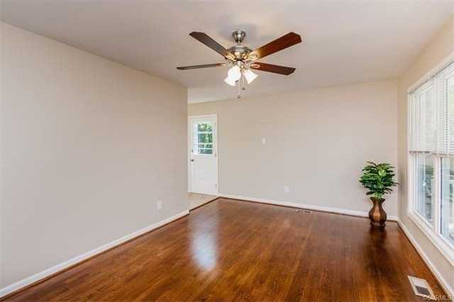 1113 Eggleston St - Photo 5 of 27