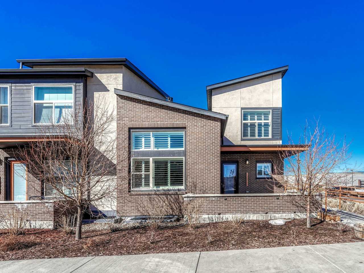10062 Belvedere Cir - Photo 2 of 35