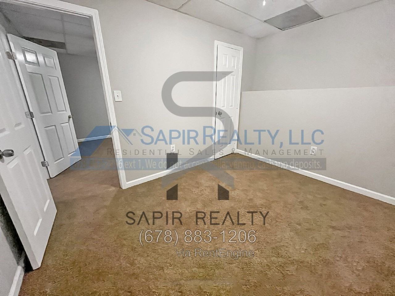 220 Beechwood Ln - Photo 3 of 12