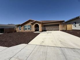 2208 S Helm Ave - Photo 1 of 1
