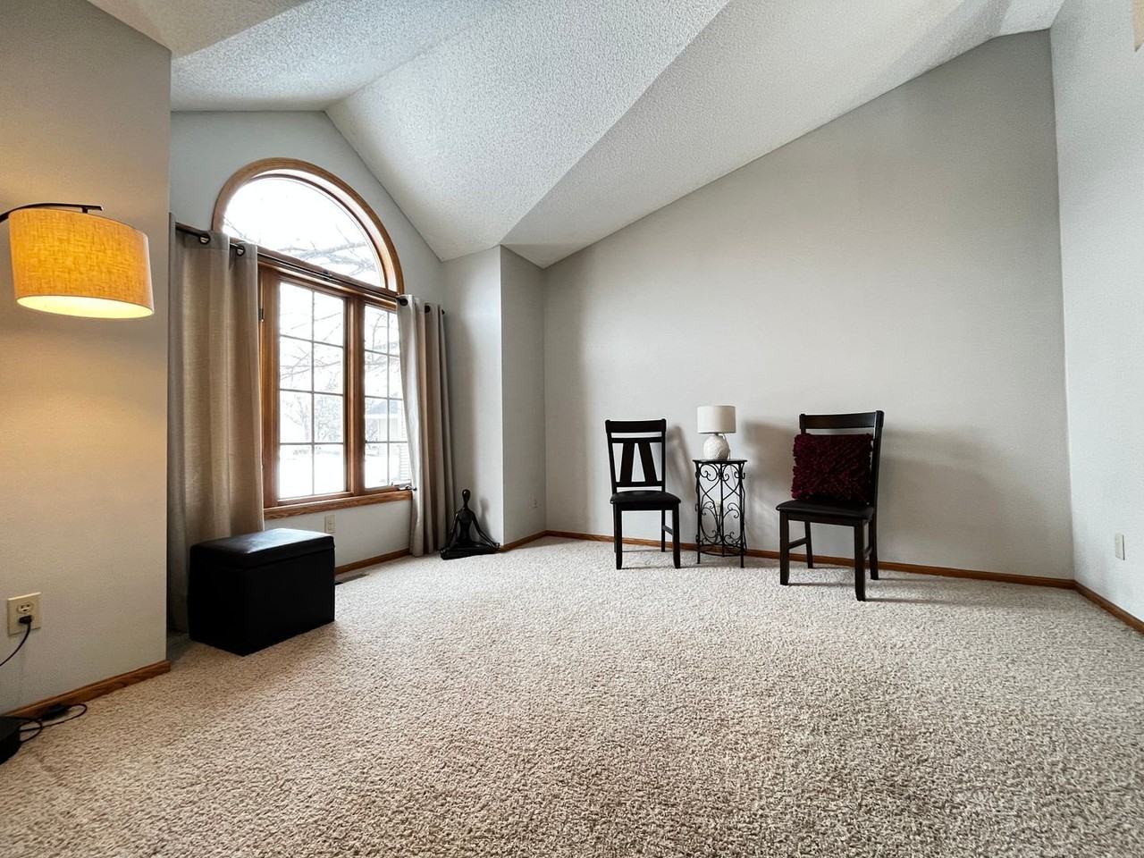 9125 Prestwick Ct N - Photo 4 of 23