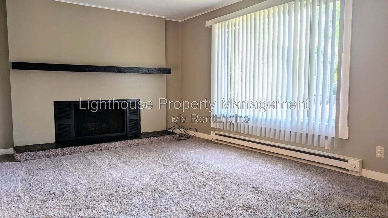 2716 Nichols Rd #2 - Photo 4 of 14
