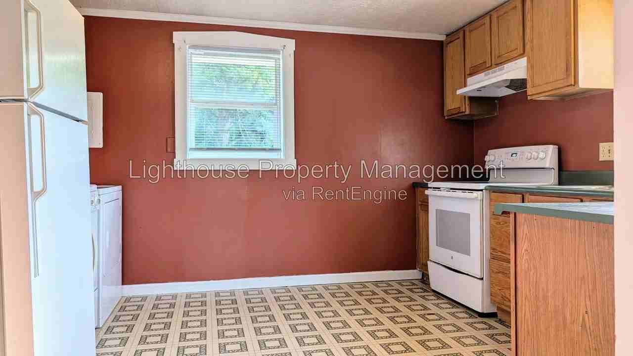 2716 Nichols Rd #2 - Photo 5 of 14