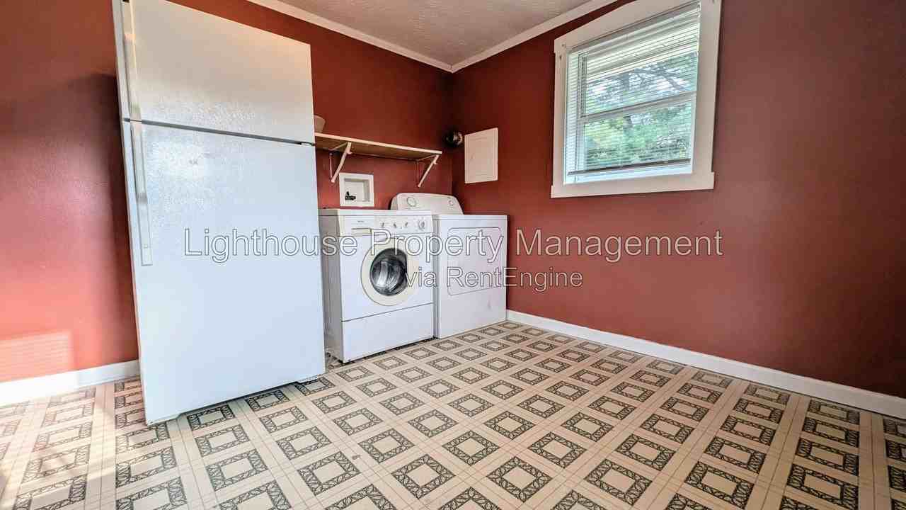 2716 Nichols Rd #2 - Photo 7 of 14