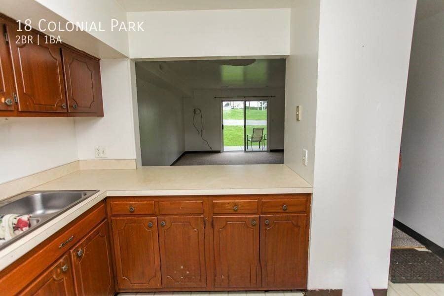 18 Colonial Park - Photo 7 of 8