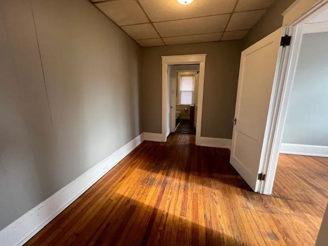 129 Laurel St #3 - Photo 5 of 12