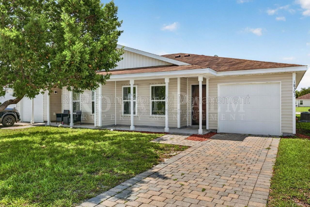 18303 Gibraltar Ln - Photo 2 of 34