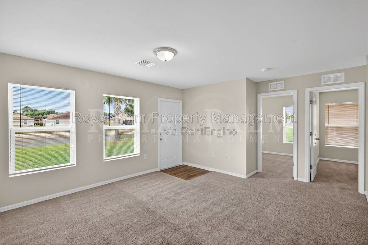 18303 Gibraltar Ln - Photo 7 of 34