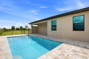 featured image of 3750 Ne 13th Ave