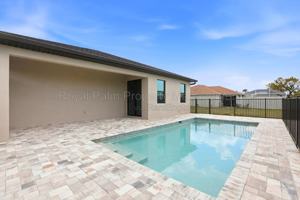 featured image of 2616 Nw 9th Ave
