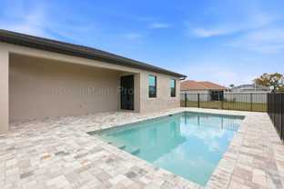 2616 Nw 9th Ave - Photo 1 of 1