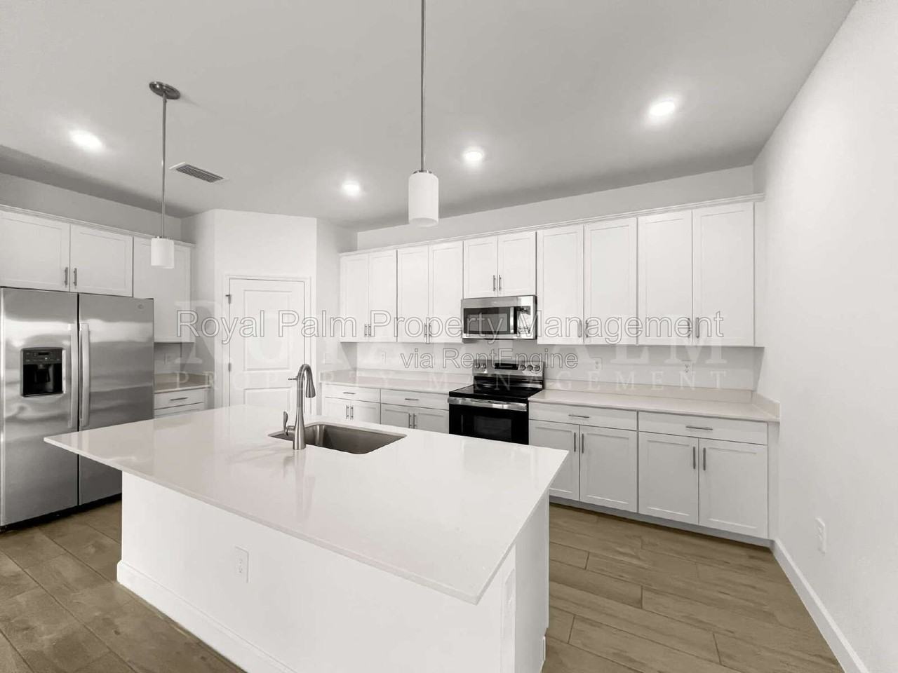 10706 Clementine Pl - Photo 4 of 33