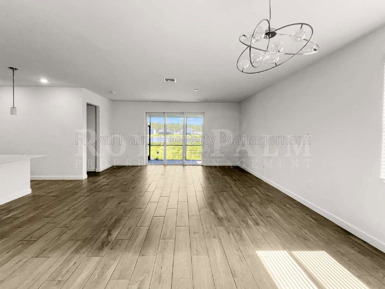 10706 Clementine Pl - Photo 6 of 33