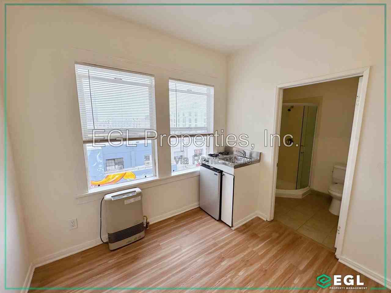 445 S Western Ave #229 - Photo 3 of 7