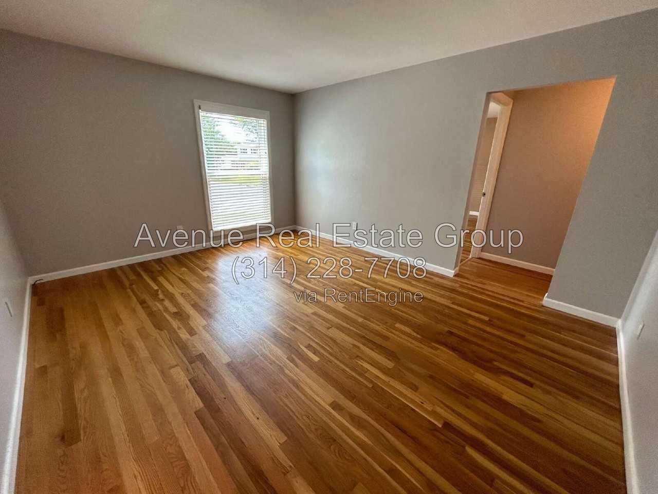11035 Crimson Dr - Photo 4 of 17