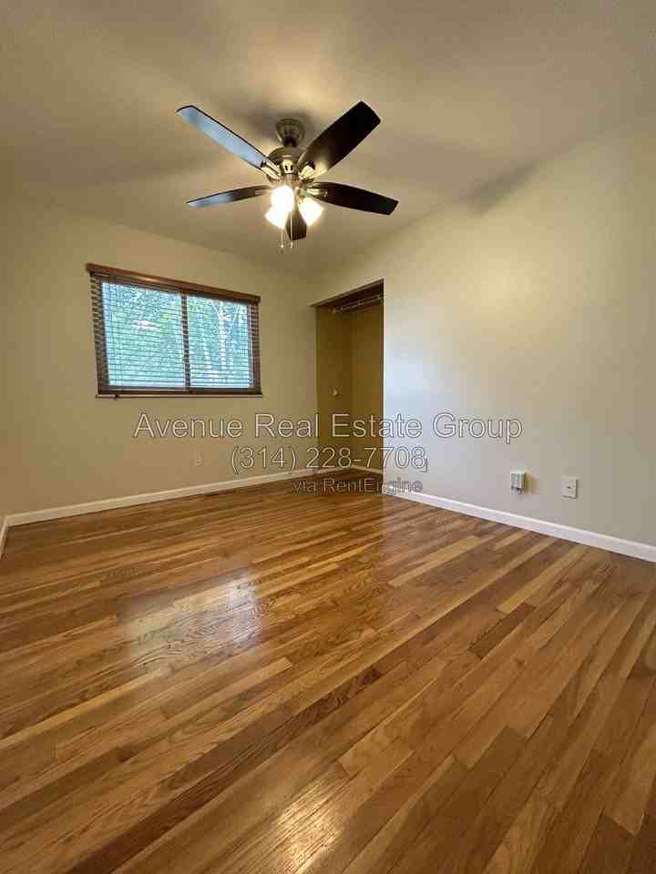 11035 Crimson Dr - Photo 6 of 17