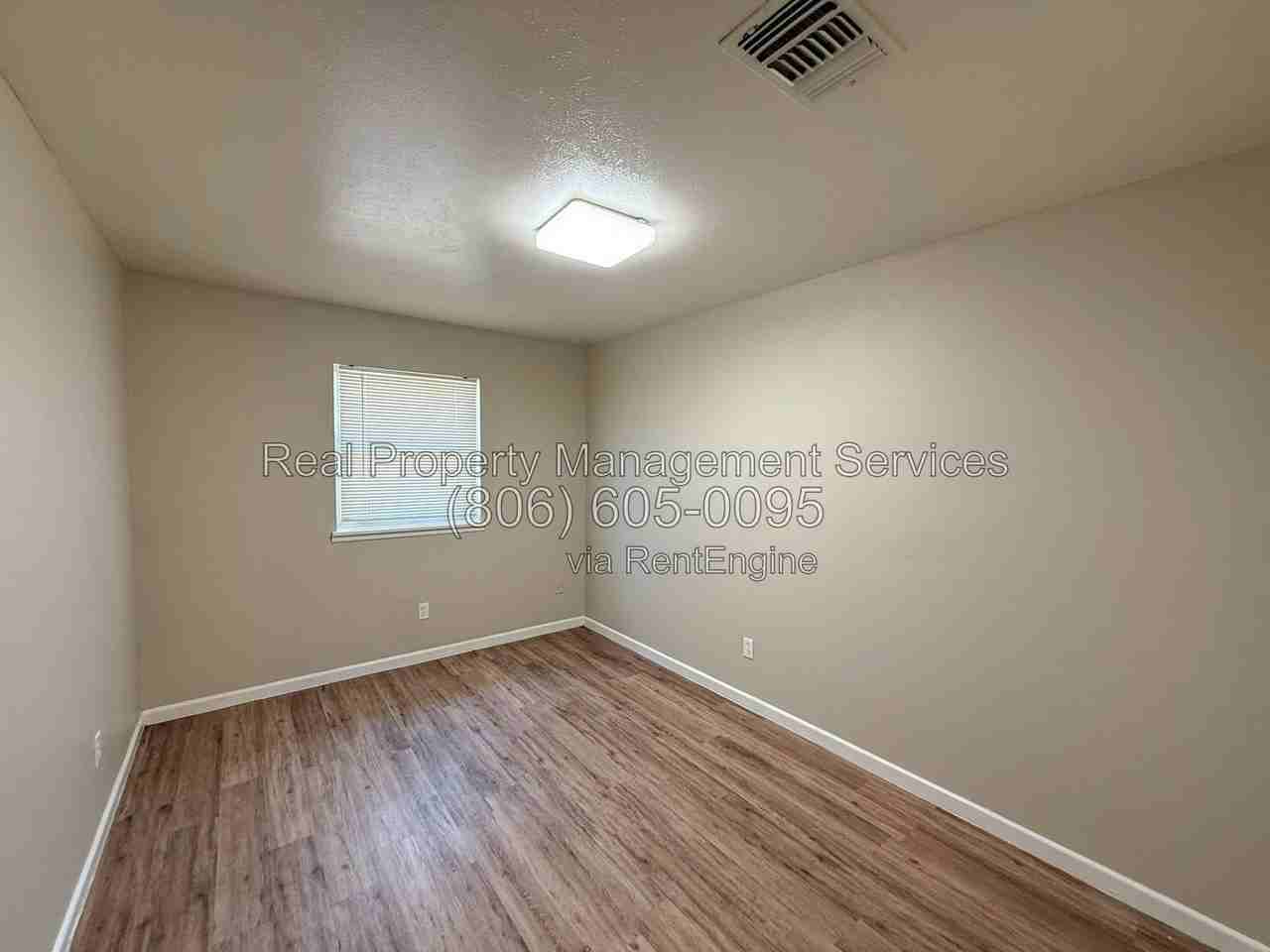 5422 35th St - Photo 7 of 11