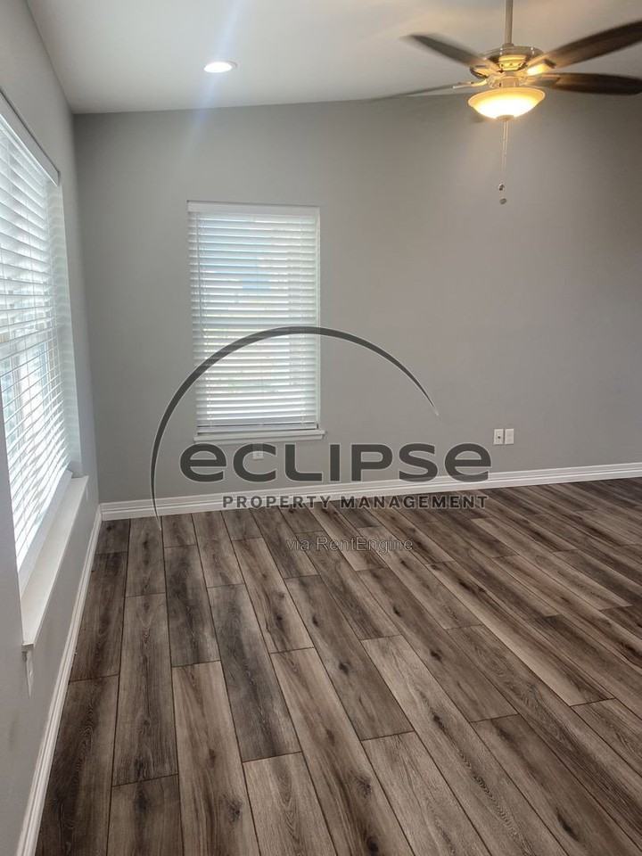 5203 County Road 9 S - Photo 5 of 39