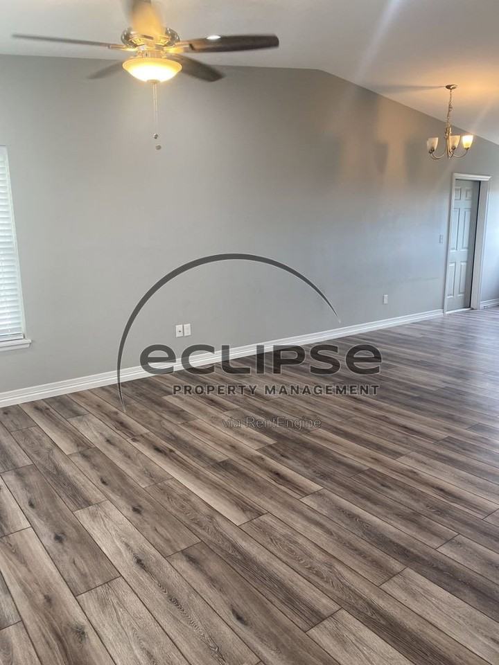 5203 County Road 9 S - Photo 6 of 39