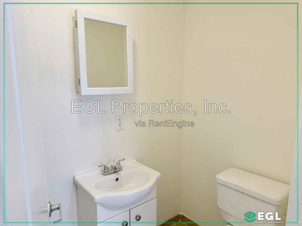445 S Western Ave #411 - Photo 4 of 5