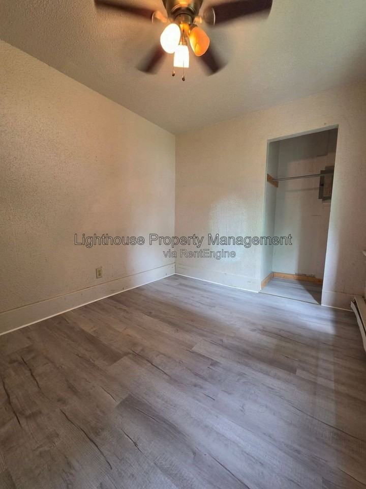 112 E Britain Ave - Photo 6 of 9