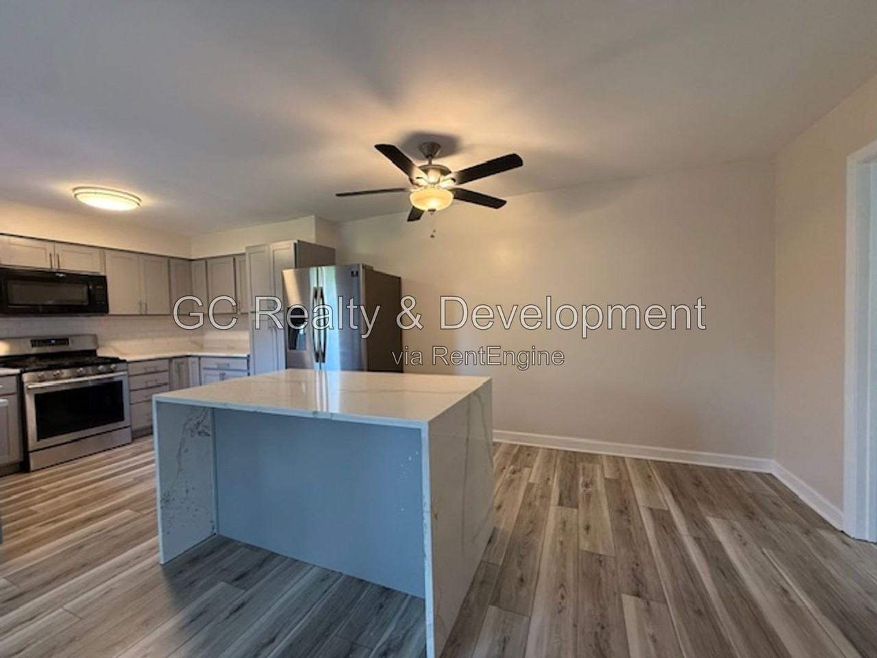 280 Paddock Cir - Photo 4 of 24