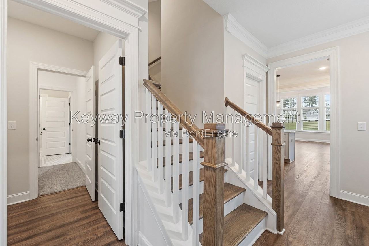 904 Sandpiper Xing - Photo 6 of 28