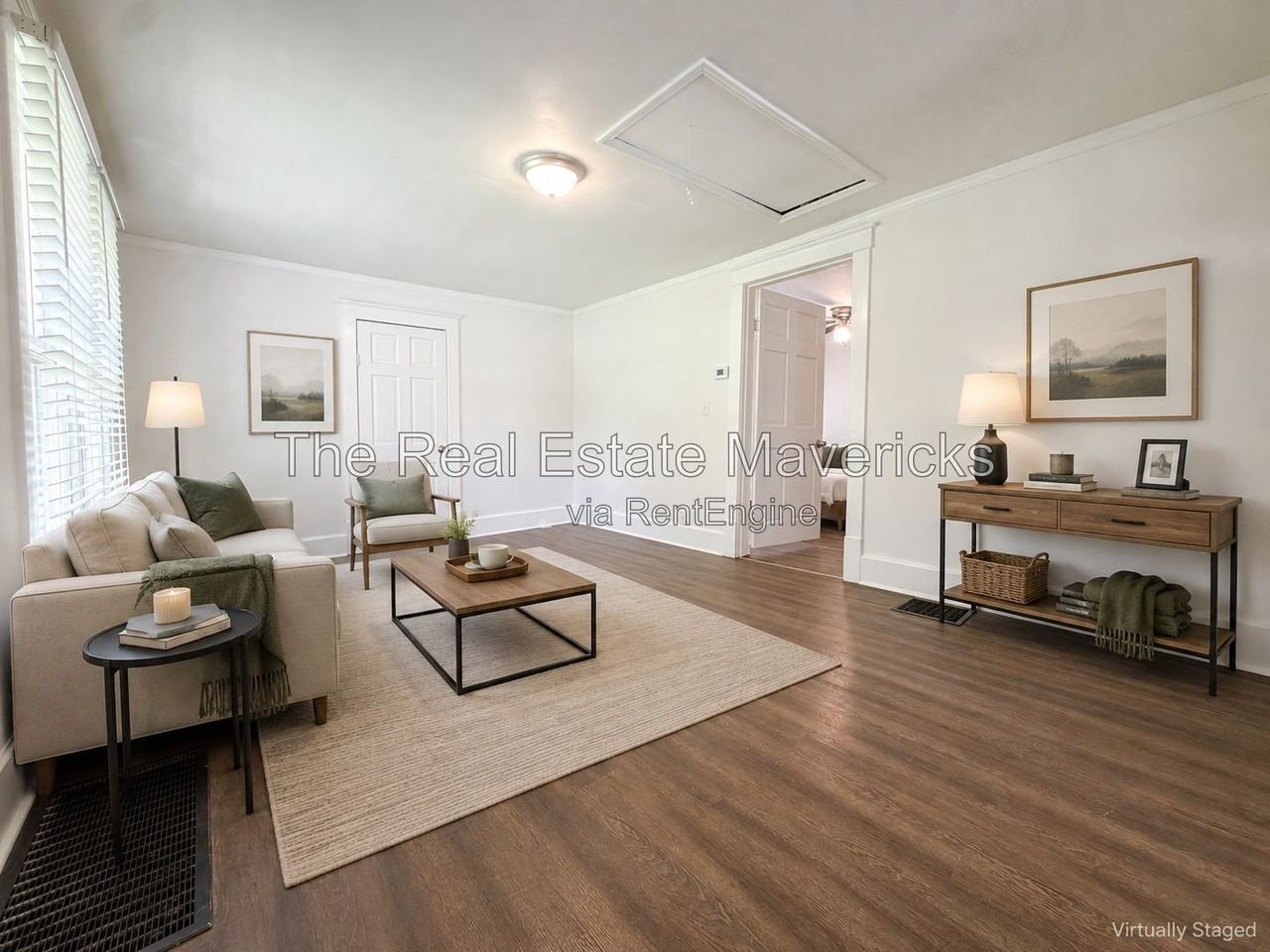 404 N Seminole Dr - Photo 4 of 16