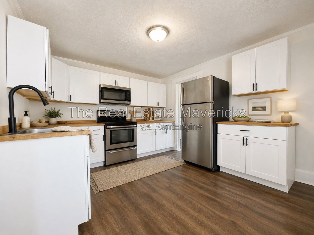 404 N Seminole Dr - Photo 5 of 16