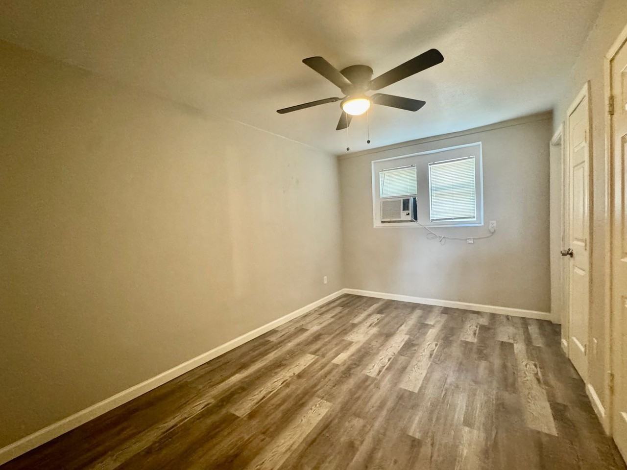 6702 Fulton St #7 - Photo 6 of 9