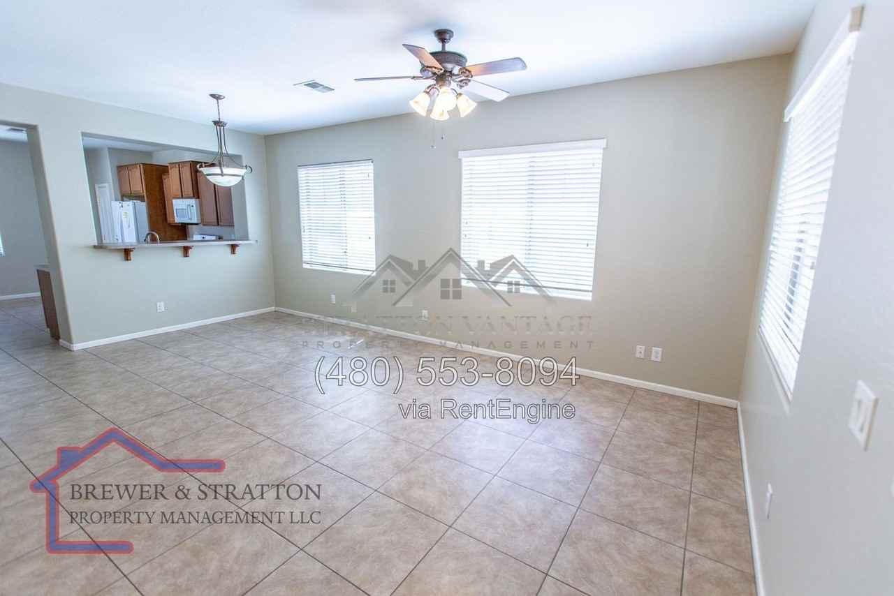 3035 E Dublin St - Photo 6 of 38