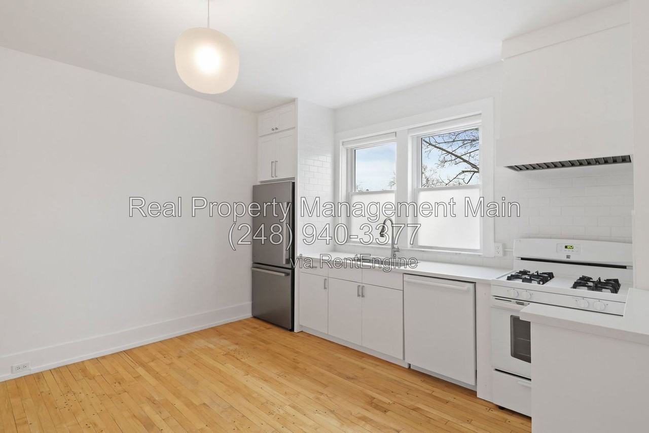 12303 Klinger St - Photo 6 of 33