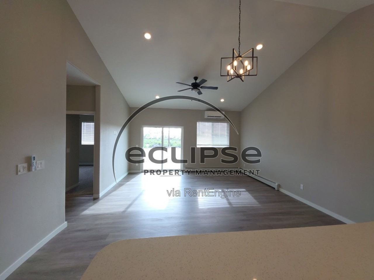 501 Washington Ave - Photo 2 of 18