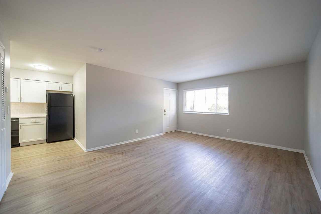 651 Riverview Dr #6 - Photo 6 of 14