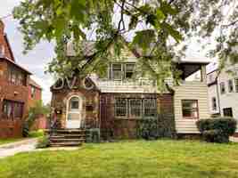 featured image of 1504 Sherbrook Rd #1stFL