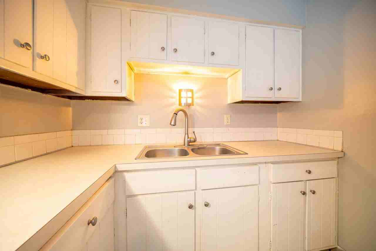 311 E Jenkins Ave #A - Photo 6 of 21