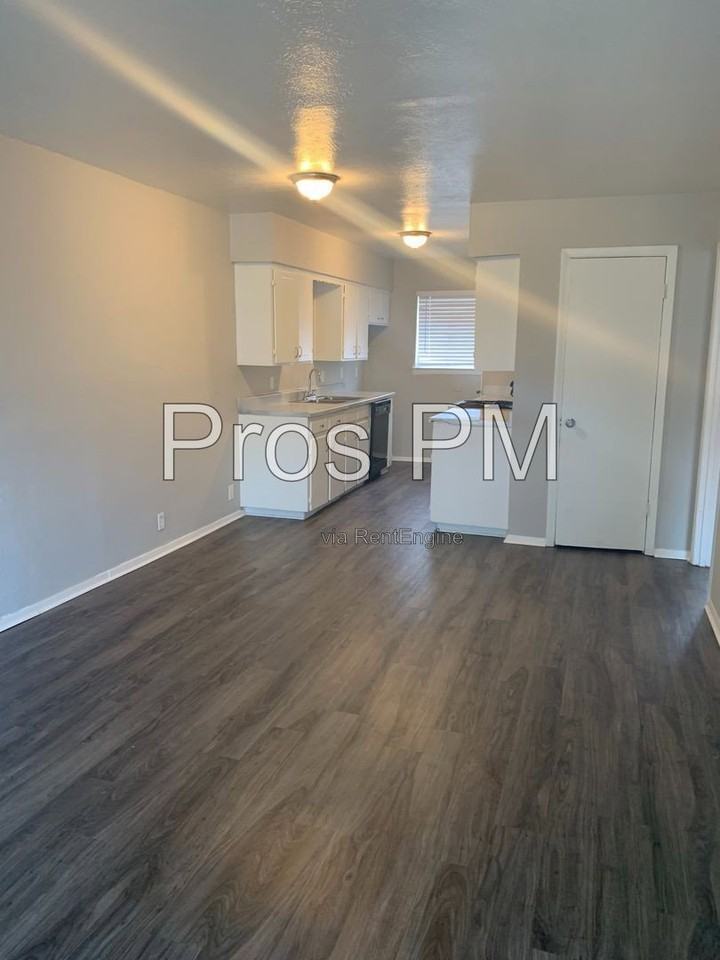 4606 Monarch St #212 - Photo 5 of 23