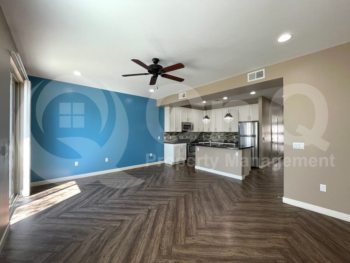 1264 E Curry Rd - Photo 4 of 31