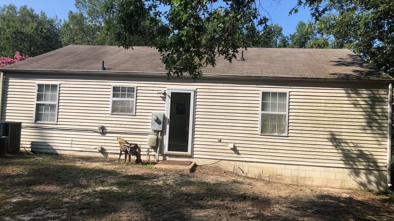 9237 Lost Forest Dr - Photo 2 of 14
