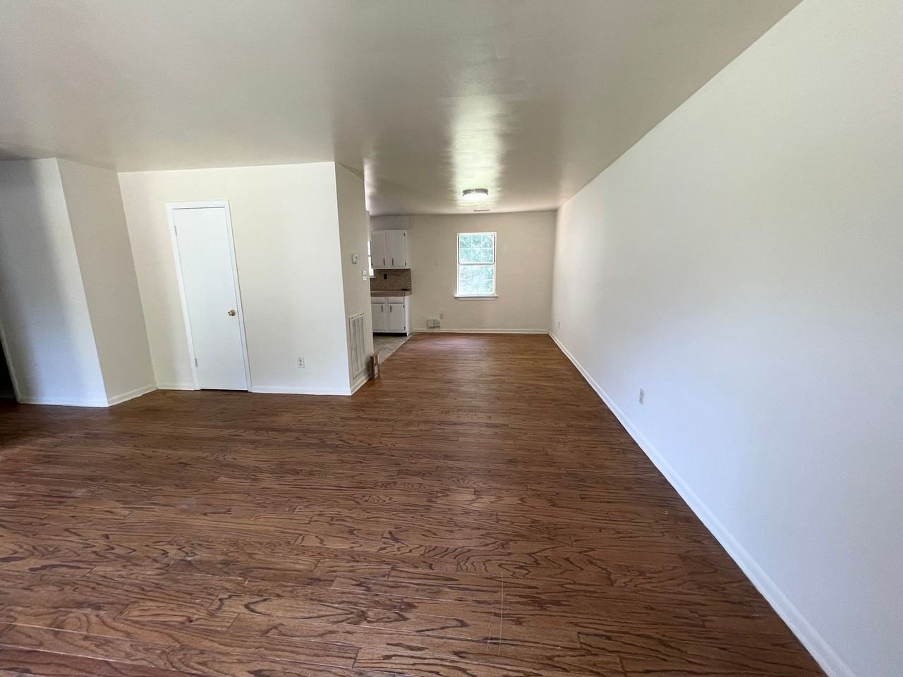 9237 Lost Forest Dr - Photo 5 of 14