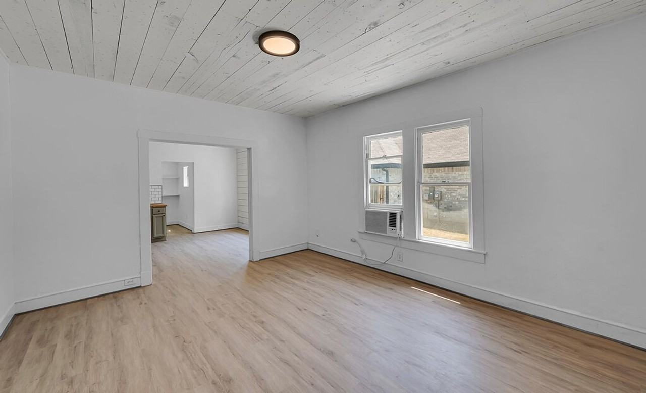 909 N 10th St - Photo 4 of 24