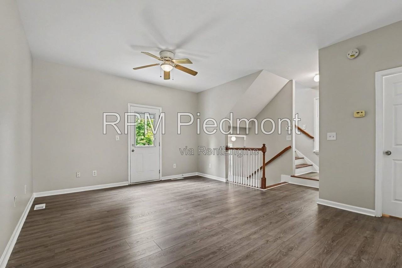 740 Prince Pl Nw - Photo 2 of 29