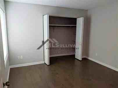4101 Five Oaks Dr #26 - Photo 6 of 35