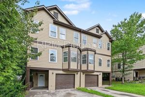 featured image of 753 Prince Pl Nw