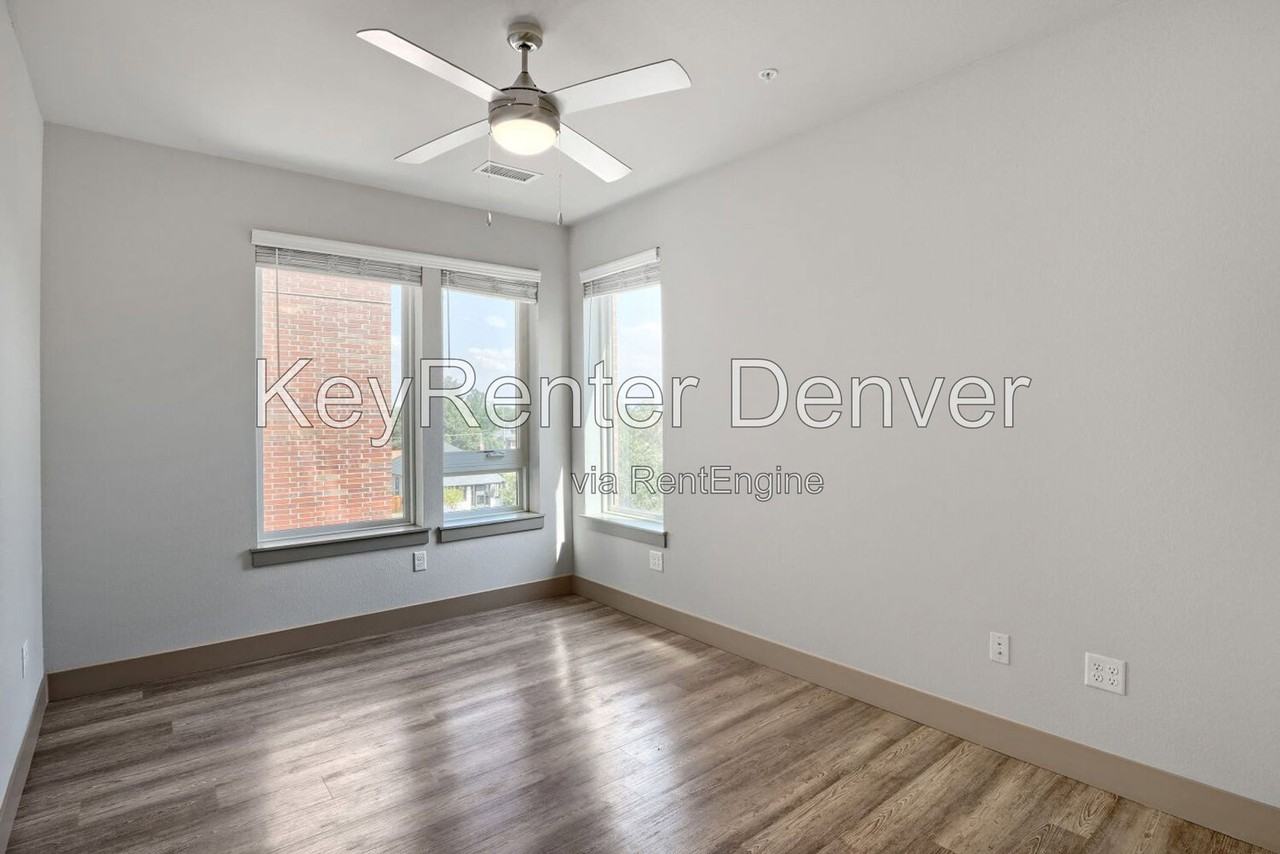 4923 King St #307 - Photo 6 of 12