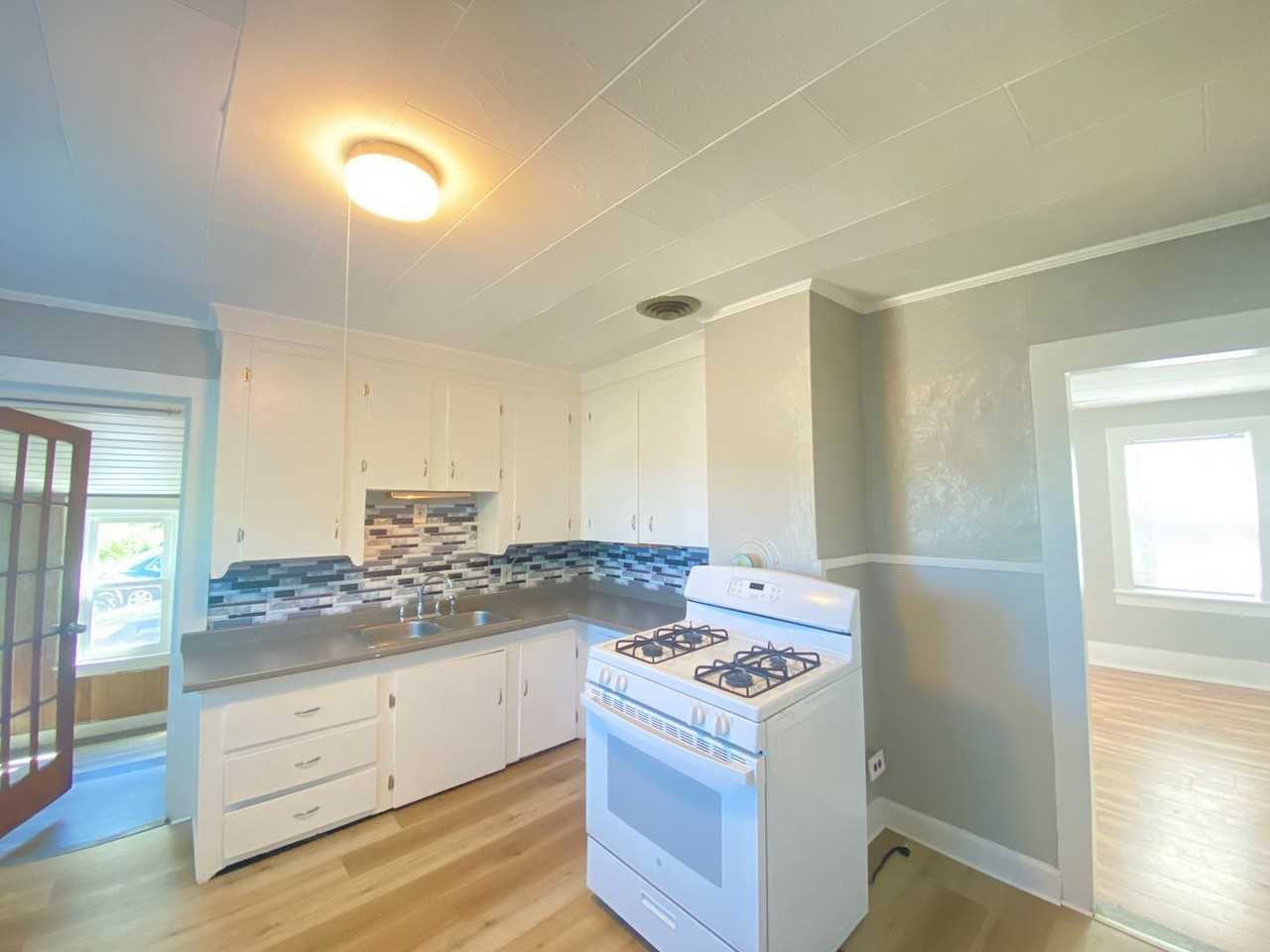 4 Shedds Ave - Photo 4 of 34