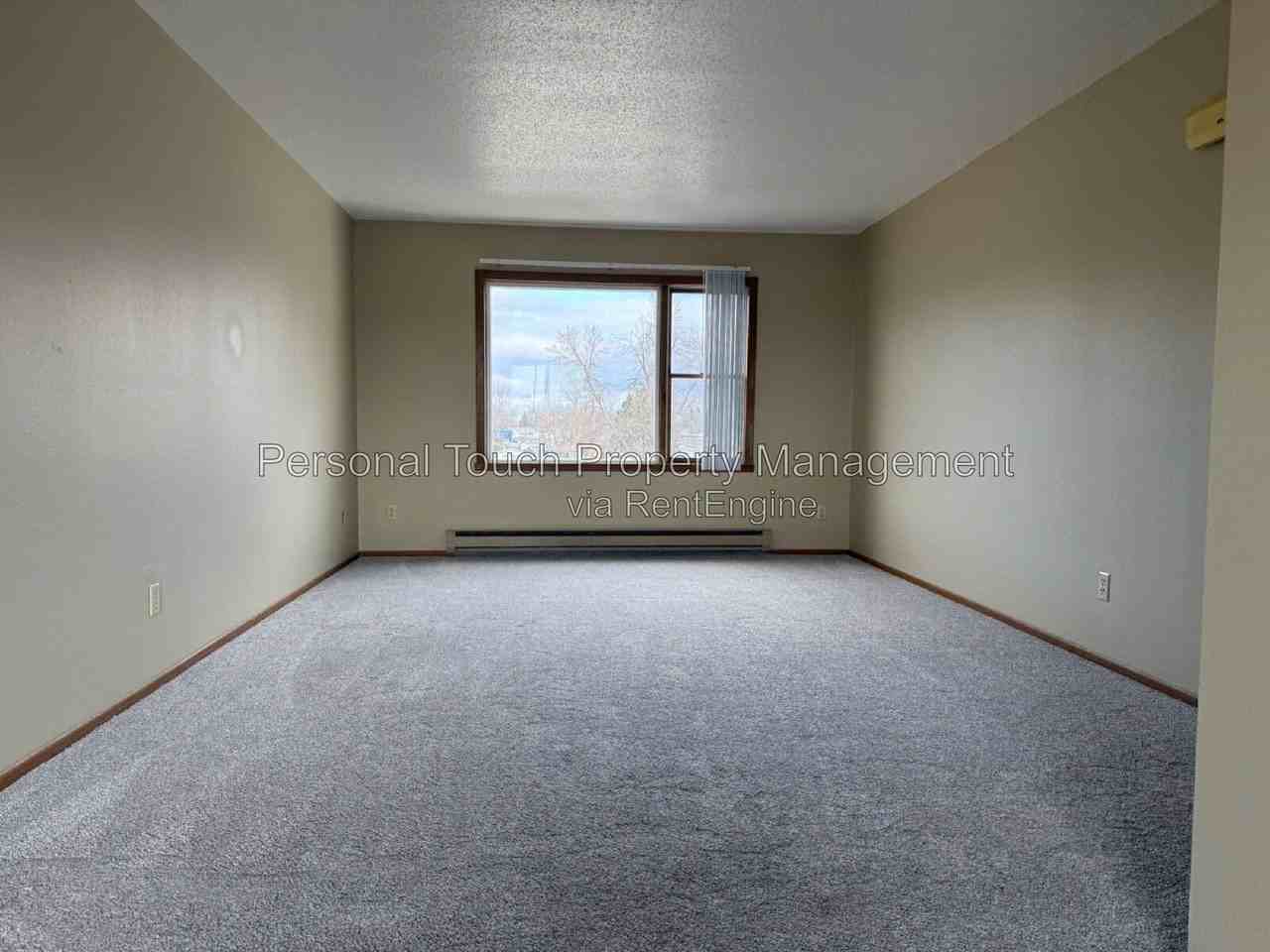 905 19th St Sw #5 - Photo 2 of 22